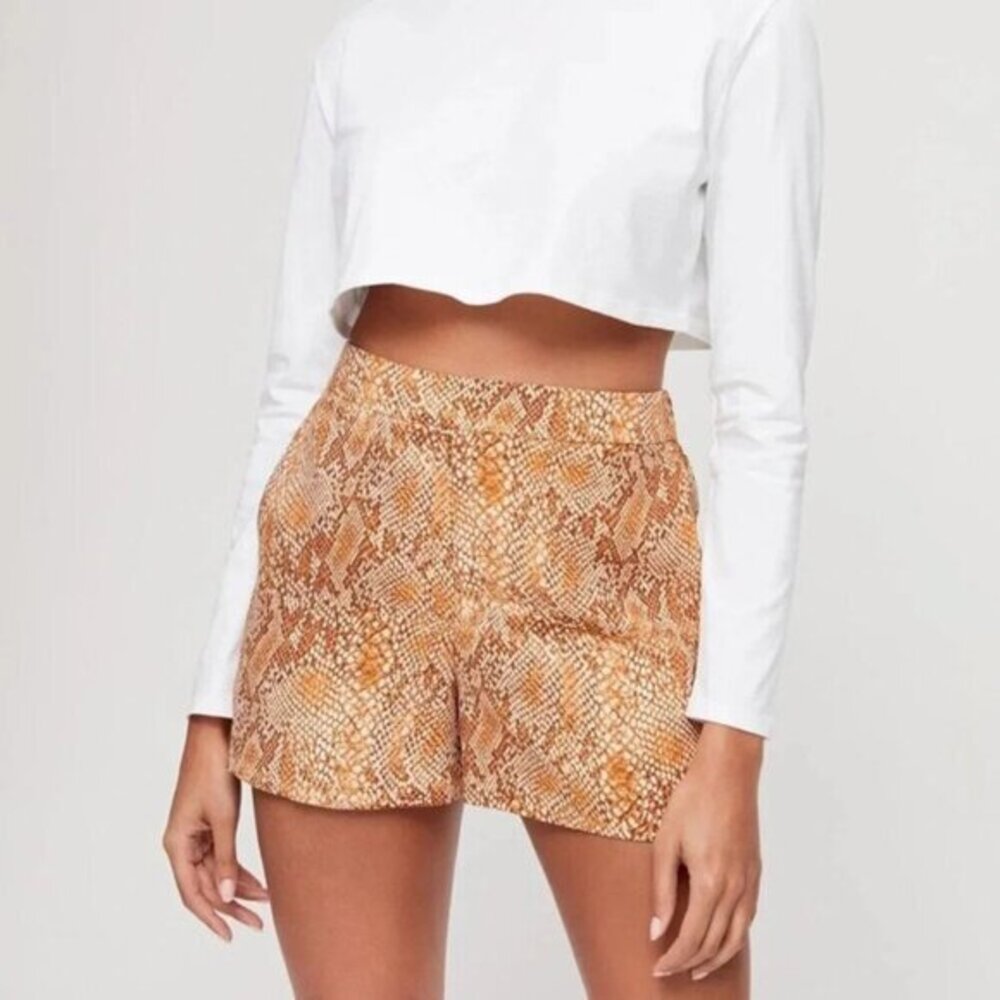 Aritzia Babaton Conan Shorts Snake print boho chic peasant festival summer